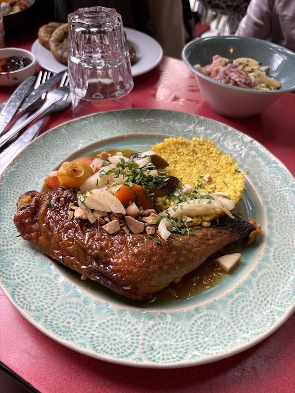 Restaurant La Recyclerie à Paris, France
