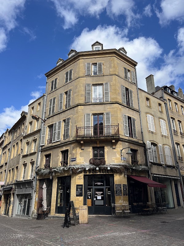 Restaurant L’escalier à Metz, France
