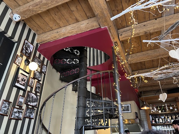 Restaurant L’escalier à Metz, France