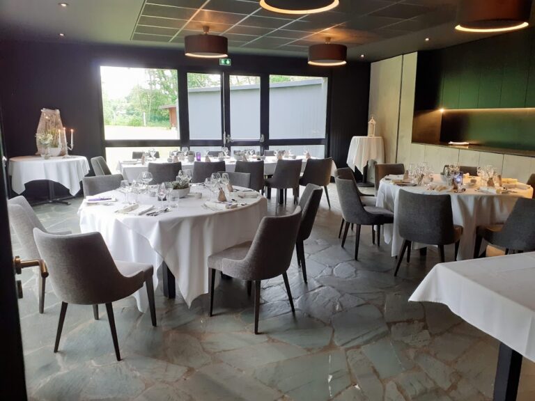 Restaurant Les Etangs à Manom, France — photo 1