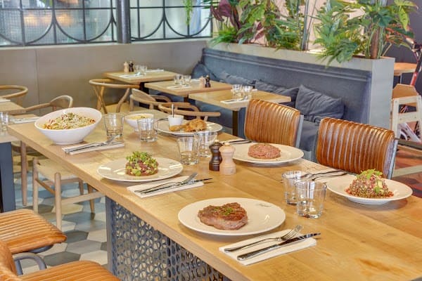 Restaurant Le Choupinet à Paris, France