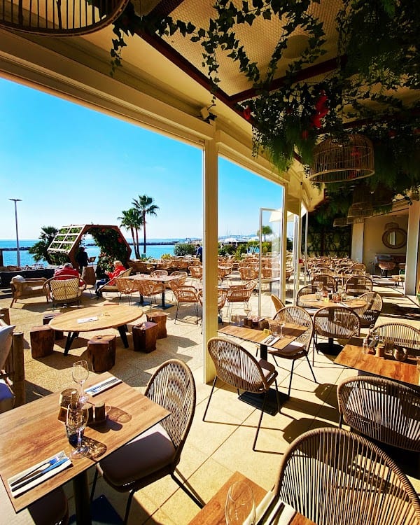 Restaurant Le Naya à Saint-Laurent-du-Var, France