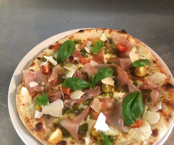 Restaurant Pizzeria INNAMORATO à Boujan-sur-Libron, France