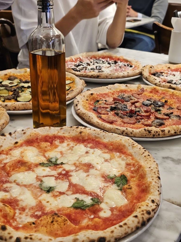 Restaurant NONA Pizza à Bruxelles, Belgique