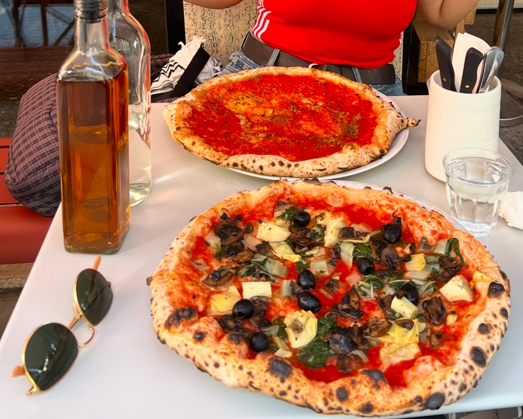 Restaurant NONA Pizza à Bruxelles, Belgique — photo 4