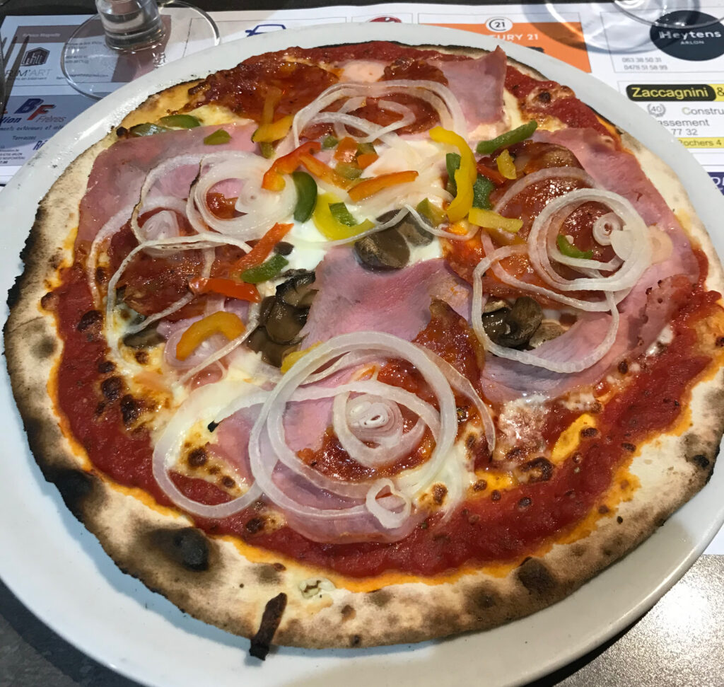 Pizza pizzaïolo - Chez Geppetto - Belgique - Arlon