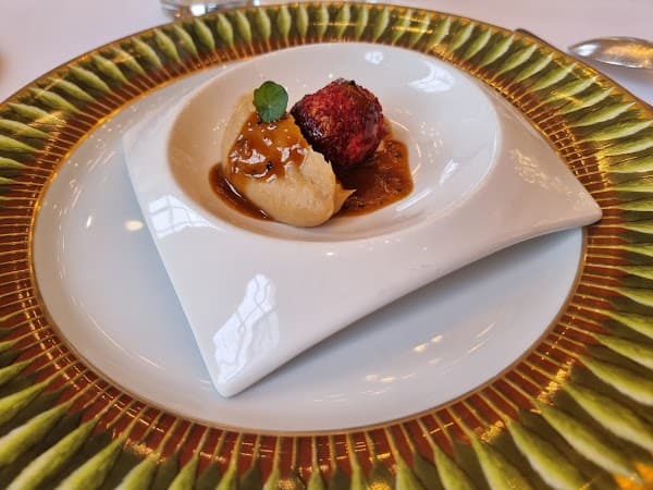 Restaurant Le Sud – Restaurant gastronomique – Rives de clausen à Lëtzebuerg, Luxembourg