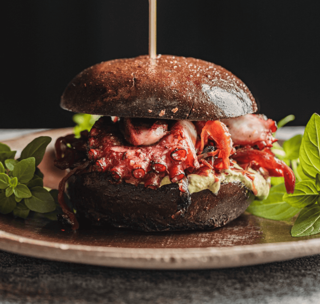 Restaurant Um Plateau – Bar où manger à Luxembourg 🇱🇺, Luxembourg
