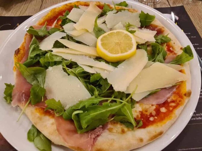 Restaurant La Piazzeta à Mont-Saint-Martin, France