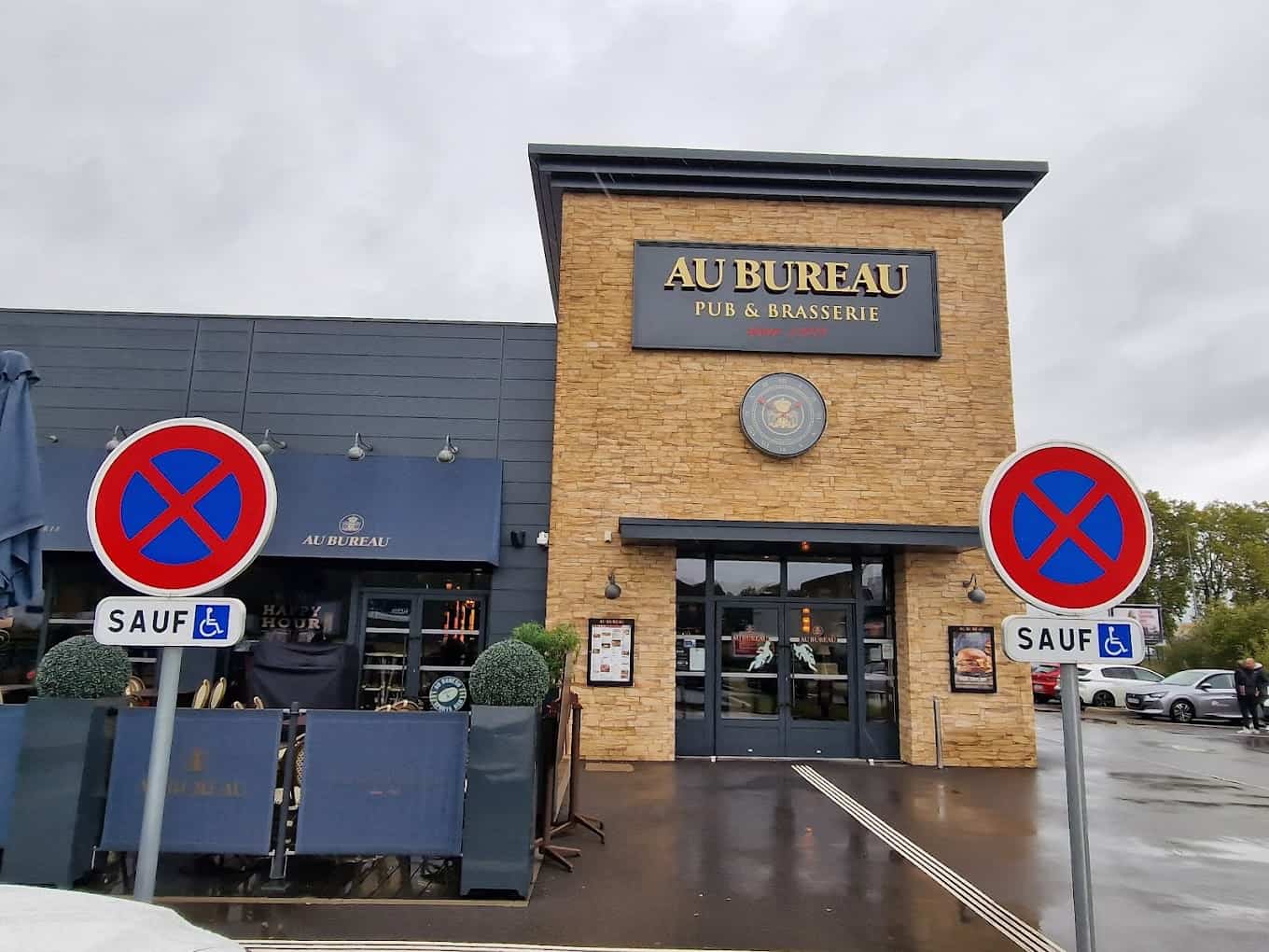 Restaurant Au Bureau à Jouy sur Arches, France