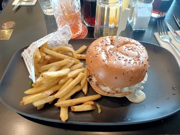 Restaurant Au Bureau à Châlons-en-Champagne, France