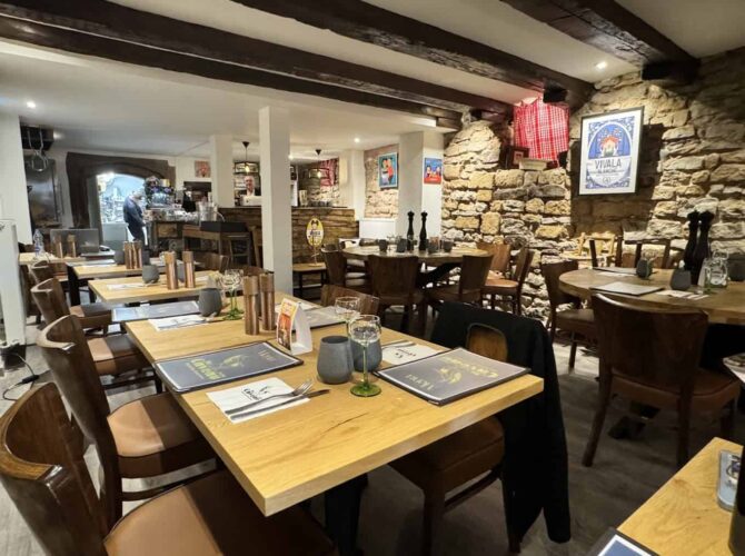 Restaurant Au Caveau Belfort à Belfort, France