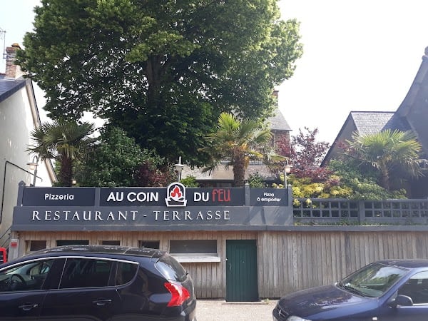 Restaurant Au Coin Du Feu à La Mézière, France