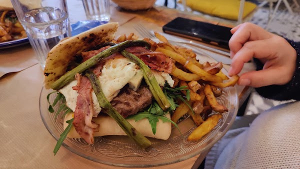 Restaurant Au Goustous à Perpignan, France