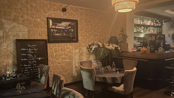 Restaurant Aux Bons Moments à Oyonnax, France