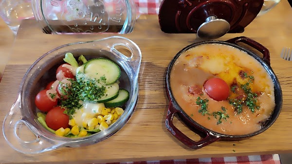 Restaurant Aux Cocottes d’Antan à Charleville-Mézières, France