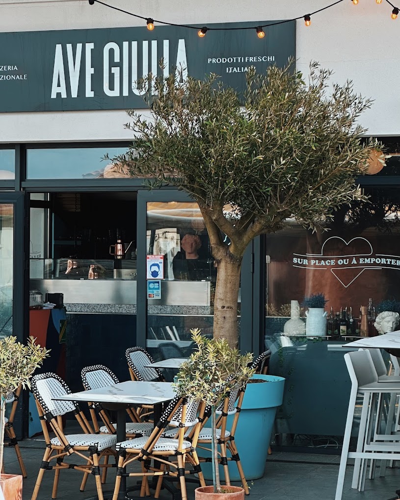 Restaurant Ave Giulia Biscarrosse à Biscarrosse, France