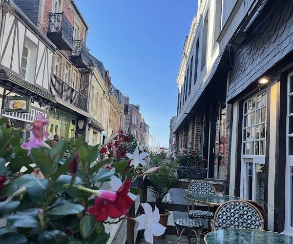 Restaurant Bel Ami à Étretat, France