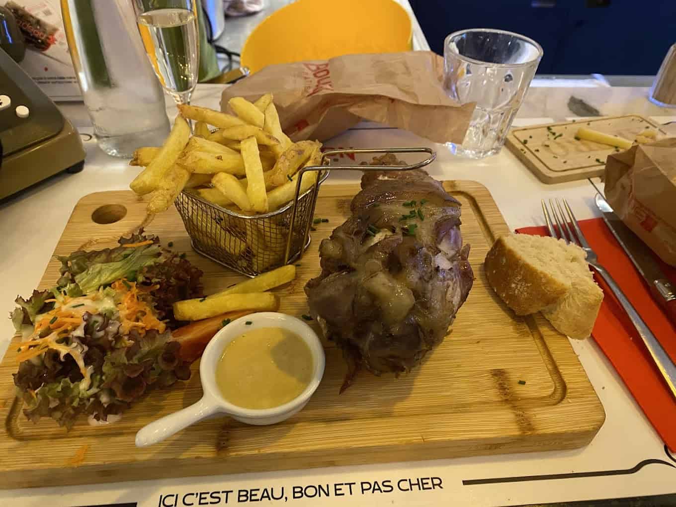 Restaurant Bouillon Batignolles à Metz, France