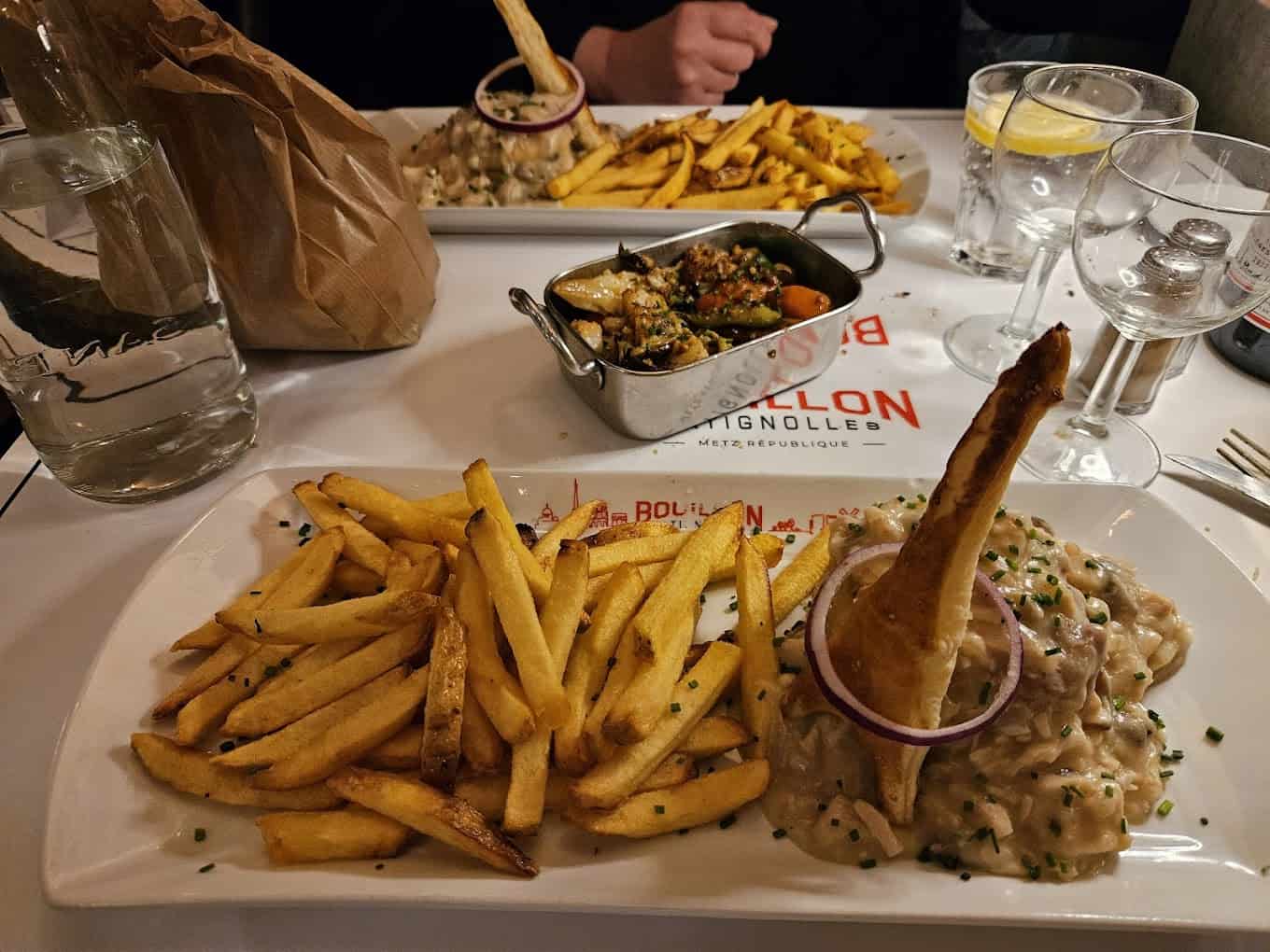 Restaurant Bouillon Batignolles à Metz, France