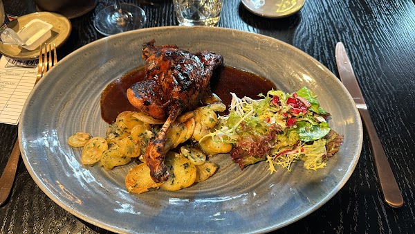 Restaurant Brasserie Um Eck à Niederanven, Luxembourg