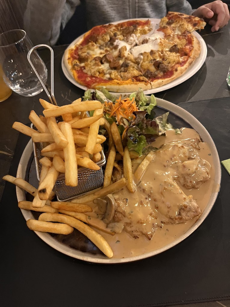 Delia restaurant pizzeria à Woippy, France
