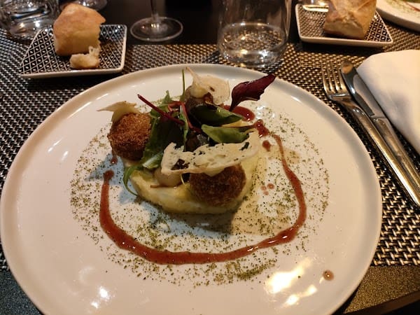 Restaurant ESSENTIEL à Rennes, France