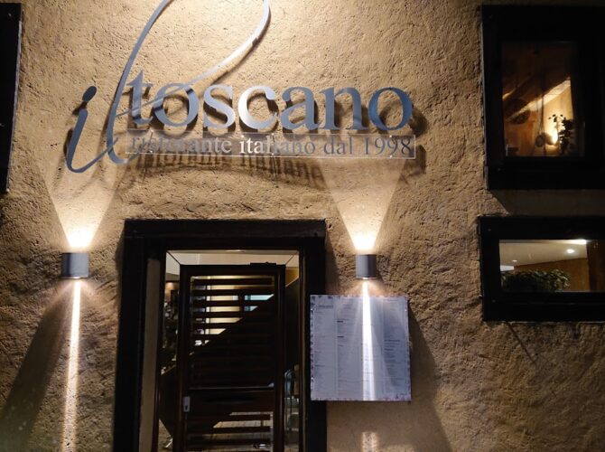 Restaurant Il Toscano La Mézière à La Mézière, France