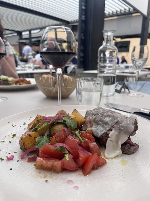Restaurant Il Toscano La Mézière à La Mézière, France