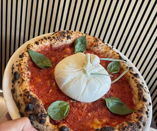 Restaurant La Bufala Italian Pizza & Pasta à Hégenheim, France