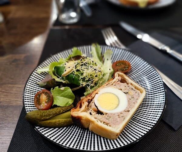 Restaurant La Courtine à Étretat, France