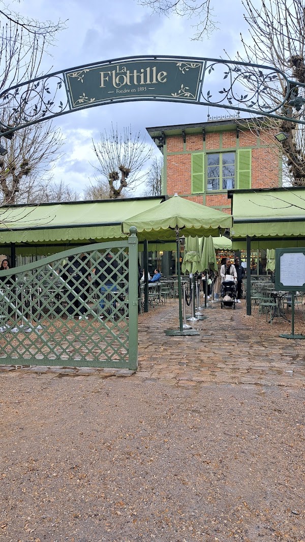 Restaurant La Flottille à Versailles, France