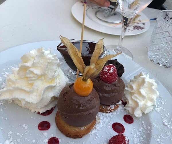 Restaurant La Perle de Saint-Louis. à Versailles, France