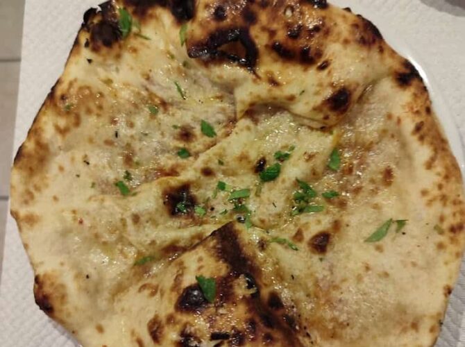 Restaurant La Vallee Du Kashmir à Metz, France