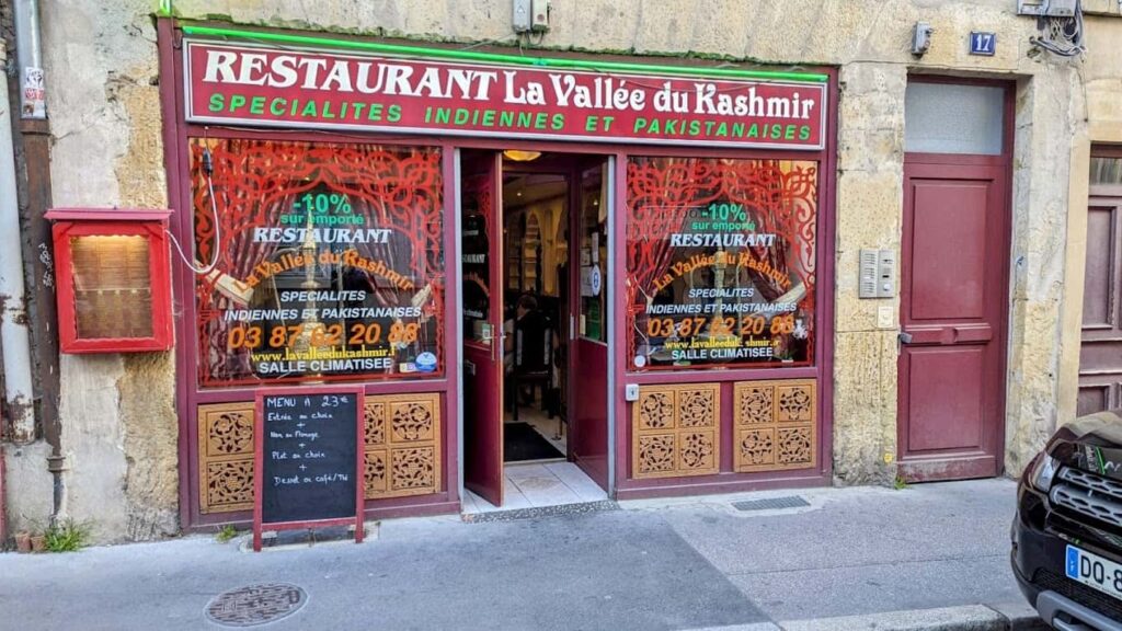 Restaurant La Vallee Du Kashmir à Metz, France
