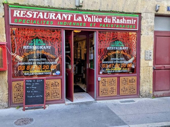Restaurant La Vallee Du Kashmir à Metz, France