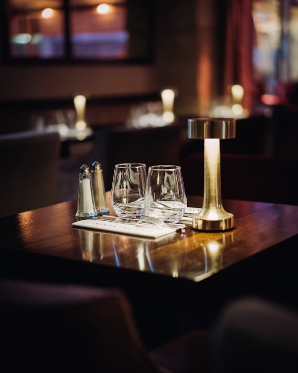 Restaurant L’Apostrophe à Nanterre, France