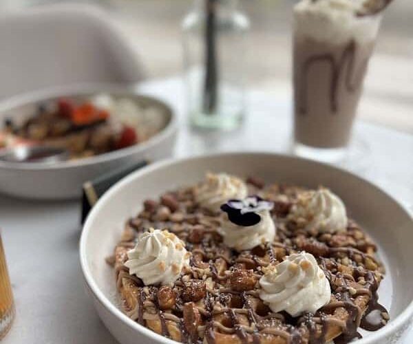 Restaurant LAYA PLACE à Oyonnax, France