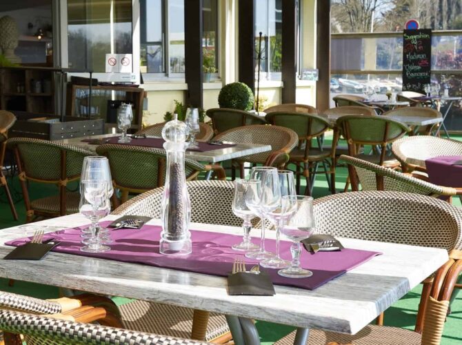 Restaurant Le Bord Du Lac à Cholet, France