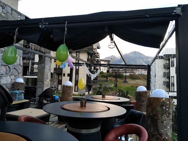 Restaurant Le Bouchon Montagnard à Tignes, France