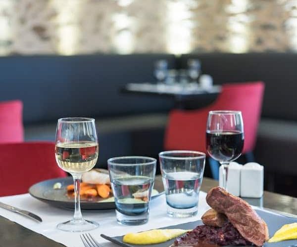 Restaurant Le Café des Bains à Rennes, France