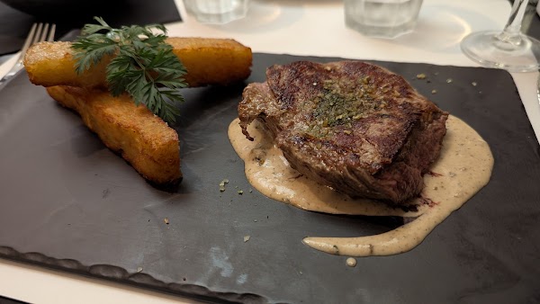 Restaurant Le Café des Bains à Rennes, France