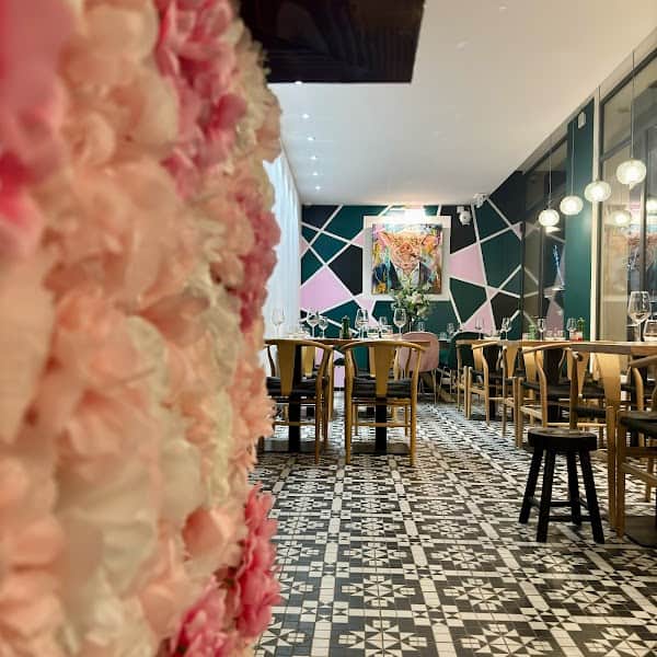 Restaurant Le Cochon Qui Fume à Arles, France