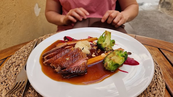 Restaurant Le Criquet à Arles, France
