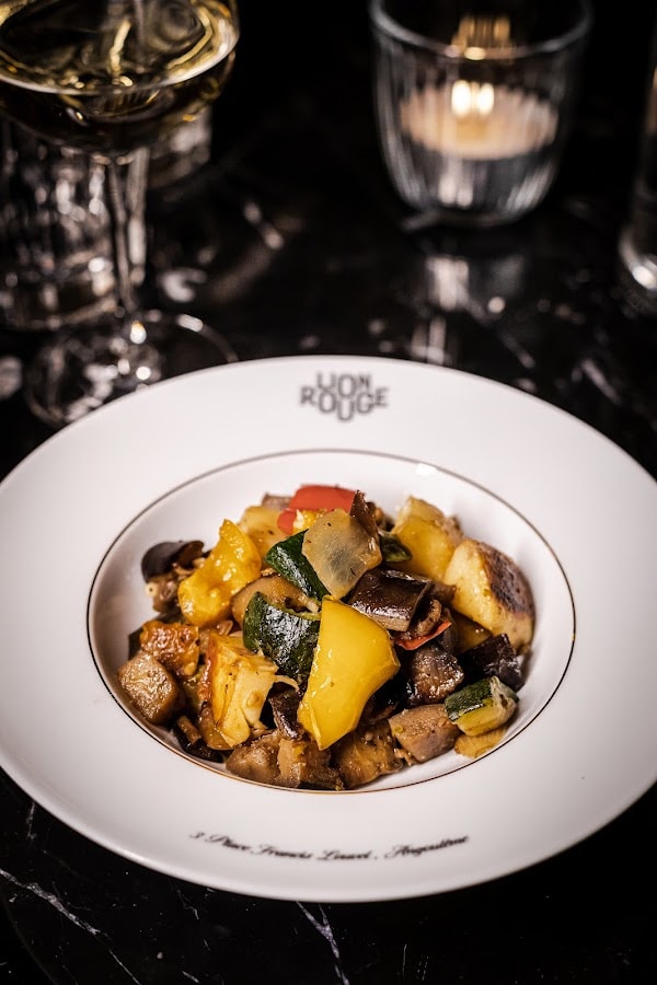 Restaurant Le Lion Rouge à Angoulême, France