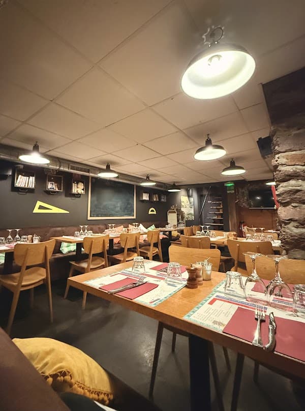 Restaurant Les Fils à Maman Rennes à Rennes, France