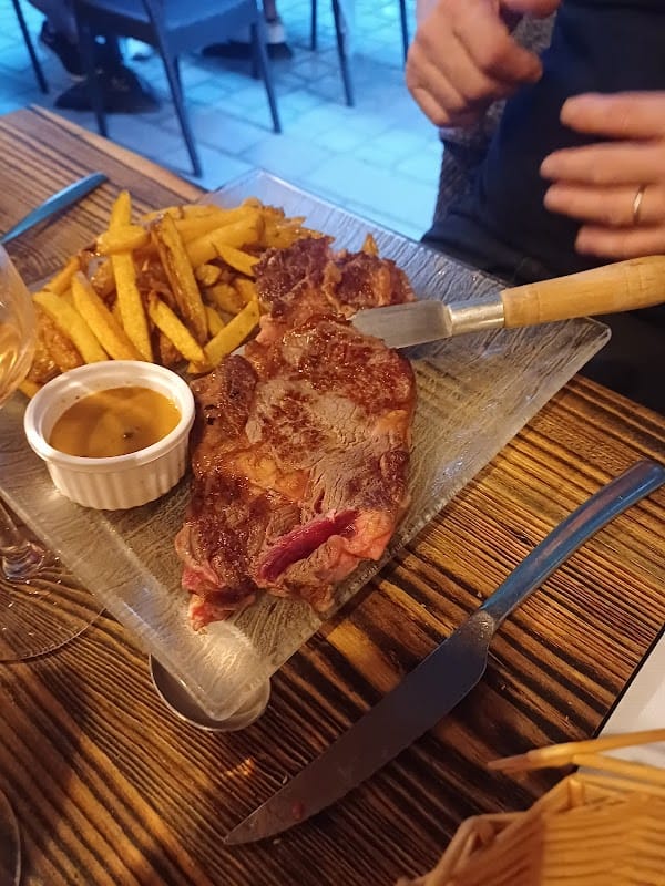 Restaurant L’Esplanade à Périgueux, France