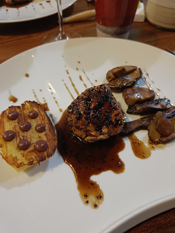 Restaurant L’Essentiel à Périgueux, France