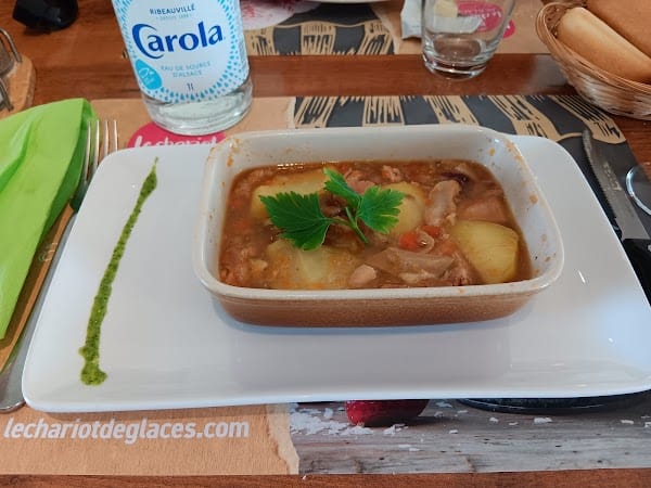 Restaurant L’Octogone à Marolles, France