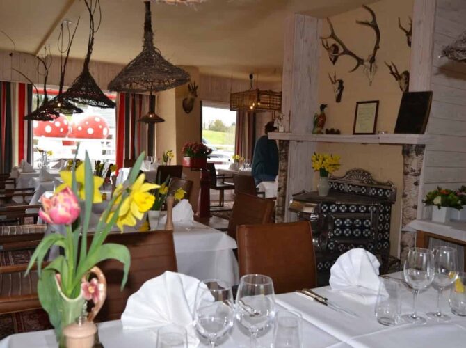 Restaurant L’ours rouge à Dinant, Belgique